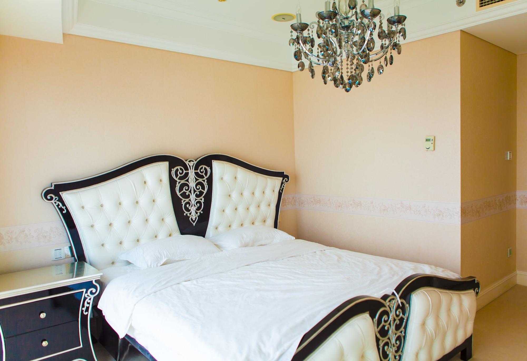 Qingdao Jinshan We+ Holiday Apartment Экстерьер фото